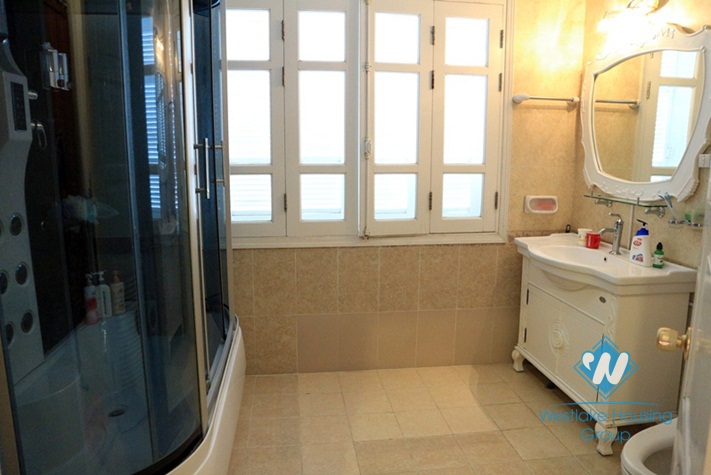 Nice 6 bedrooms house for rent in Ciputra area